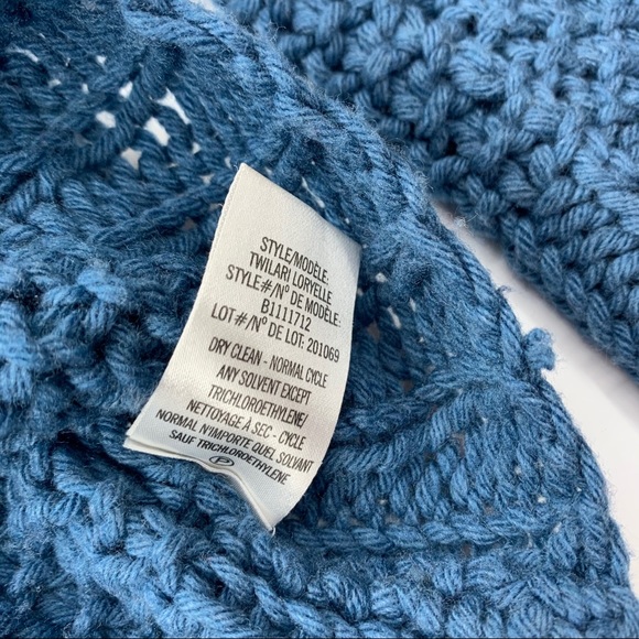 Theory 100% wool waffle texture chunky sweater - Picture 4 of 12